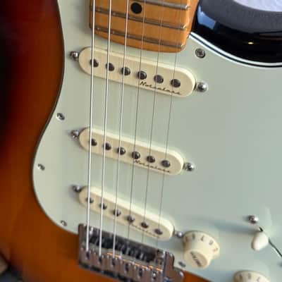 Fender Player Plus Stratocaster with Maple Fretboard 2021 - Present - 3-Color Sunburst image 16