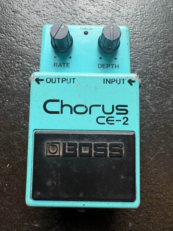 Boss CE-2
