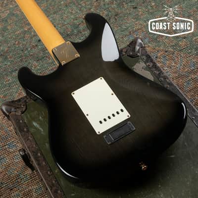 1996 Fender Limited Edition The Ventures Stratocaster ST-165VR made in Japan MIJ w/ case image 9
