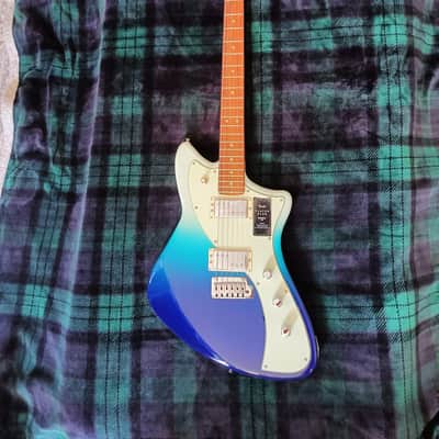 Fender Player Plus Meteora HH 2022 - Present - Belair Blue image 1