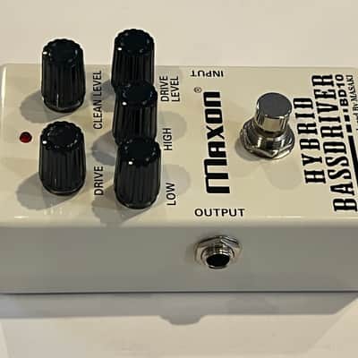 Maxon BD10 Hybrid Bass Driver Guitar Effects Pedal 2022 White image 2