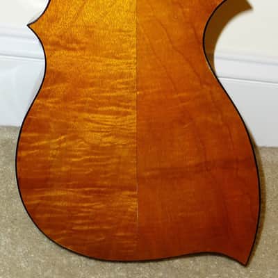 Lightnin Resophonic tenor resonator ukulele  2011 Sunburst image 7