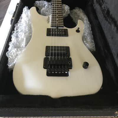 Washburn N4ESAMW 2006 - White image 5