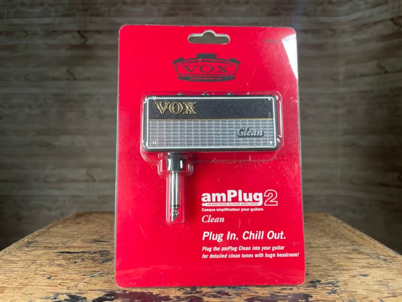Vox amPlug 2 Clean Battery-Powered Guitar Headphone Amp image 1