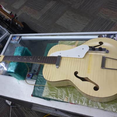 Kay Harmony L9-5520 P4 " West Point " Arch Top '59-'69  - White Burst image 3