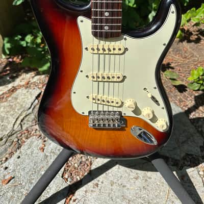 2018 Fender American Original ’60s Stratocaster electric guitar w/case image 5