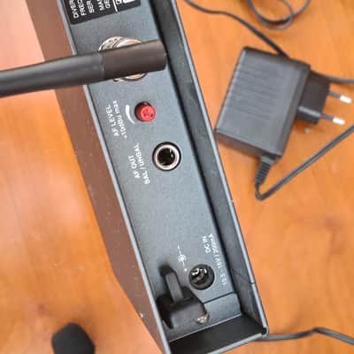 Sennheiser Diversity Reciver EM100-EW100+Hedmic me3 image 17