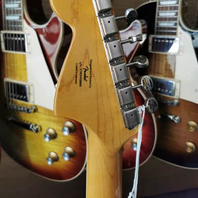 Squier Limited Edition Classic Vibe 70s Jaguar 2024 - Gold Sparkle image 10