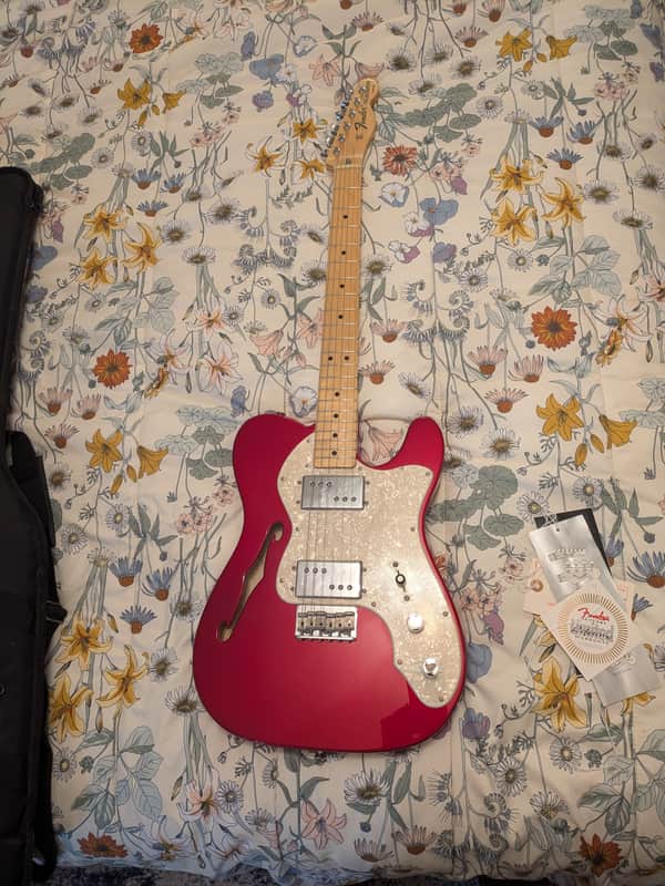 Fender Classic Series '72 Telecaster Thinline