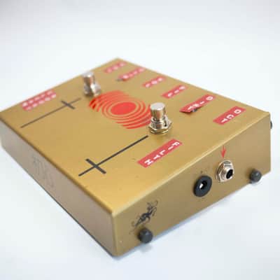 EarthQuaker Devices Sunn O))) Life Pedal Octave Distortion + Booster V1 2019 - Gold image 2