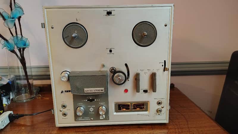 Akai 1710W tube reel to reel in very good condition, serviced - 1970's image 1