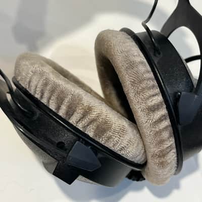 Beyerdynamic DT 770 Pro 80 Ohm Headphones image 4