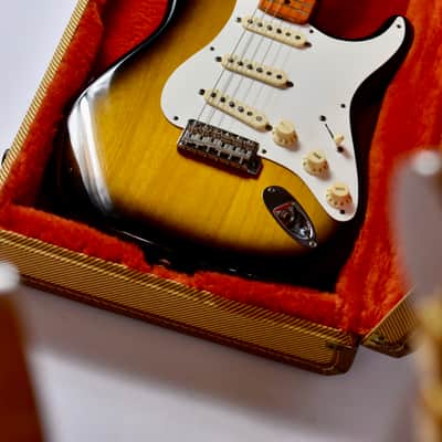 1984 Fender Fullerton American Vintage ’57 Stratocaster Reissue 2-Tone Sunburst w/OHC, AVRI, 1957 image 3