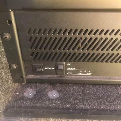 Immagine QSC USA 900 Amplifier. Sale Benefits Music Education Nonprofit! - 3
