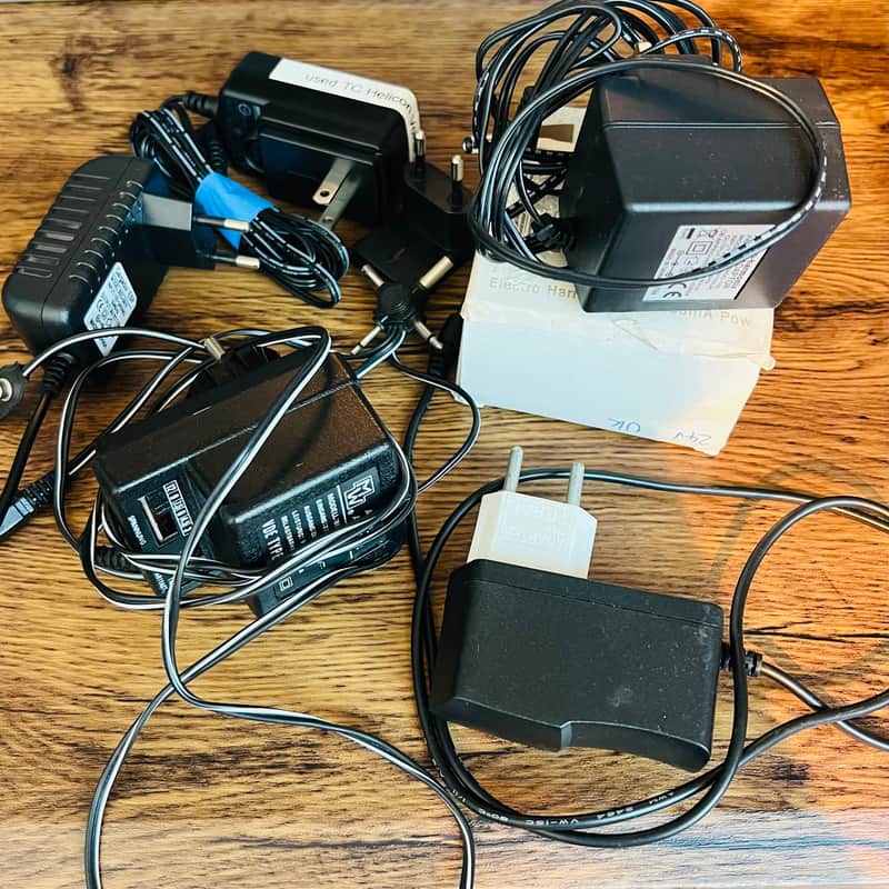 Lot alim EHX et autres AC/DC adaptator image 1
