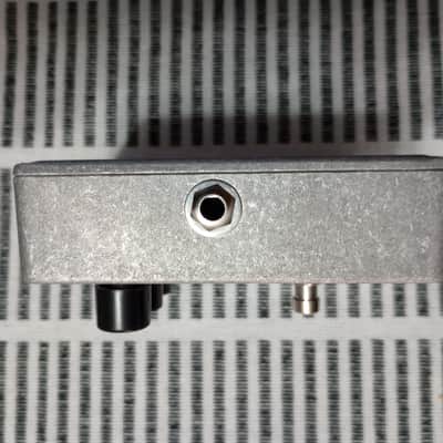 Electro-Harmonix Micro Q-Tron Envelope Filter 2006 - Present - Silver / Black / Blue image 4