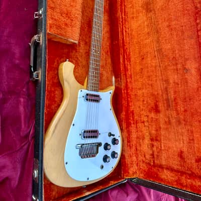 Rickenbacker Model 450/12 1965 - Mapleglo image 8
