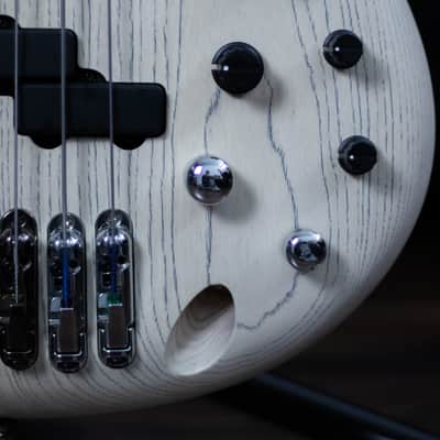 Only 300 made worldwide🌍 Ibanez SR2010 "Ashula" Bass 2010 image 6