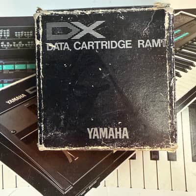 Yamaha DX7 - 2 ROMs + Manual image 10