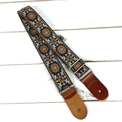 Walker & Williams H-42 Vintage Series Plush Back Cream Mandala Woven Strap w/Chestnut Ends image 7
