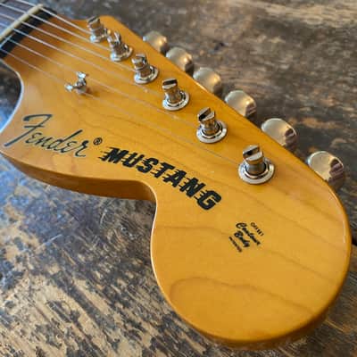 Fender 1969 Reissue Mustang Three Tone Sunburst MIJ Japan 2002 w/ Hardcase image 9