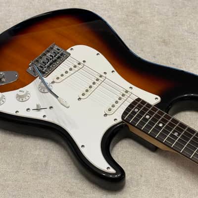 2007 Squier Stratocaster Bullet Strat Brown Sunburst Tremolo Rosewood Fretboard image 5