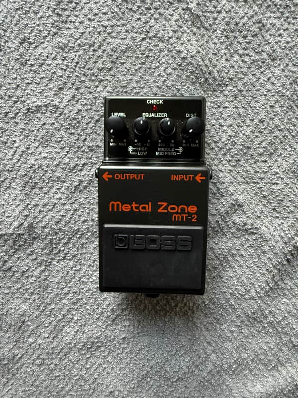 Boss MT-2 Metal Zone (Silver Label) 1991 - Present - Black image 1