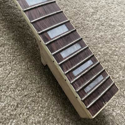 Mahogany Guitar Neck, Rosewood 22 Frets Fingerboard image 2