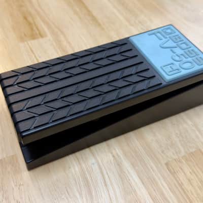 Boss FV-50H High-Impedance Stereo Volume Pedal 1987 - Present Black/Blue image 5