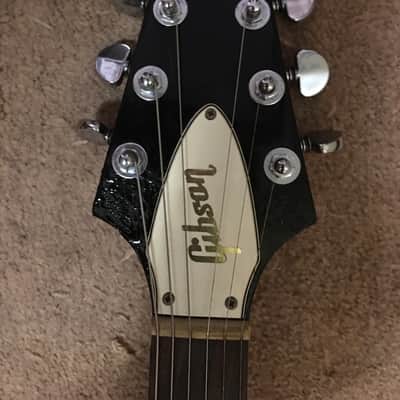 Gibson Flying V Medalian Model 1972 Cherry Red woodgrain Stain image 2
