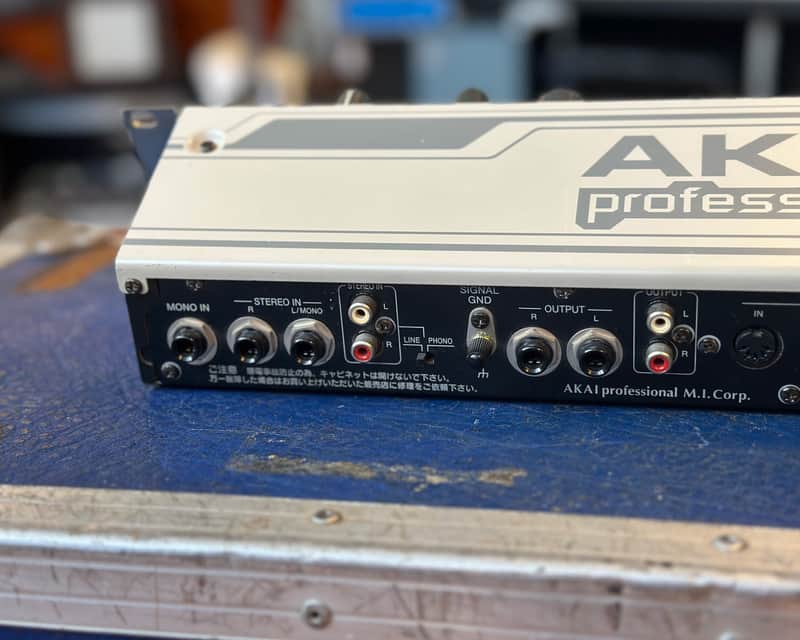 AKAI MFC42 Analog Filter Module | Reverb