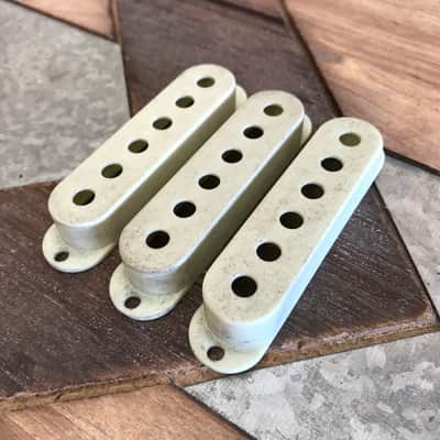 Real Life Relics Aged Mint Green Stratocaster® Pickup Covers (Set of 3)  [ DC4]