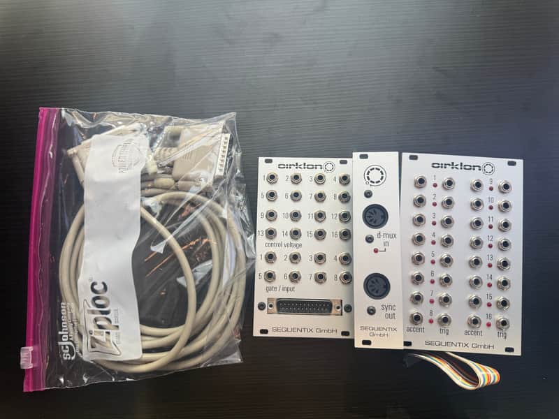 Sequentix Eurorack Breakout and Drum Mux Trigger Breakout Module - Silver image 1