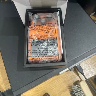Boss DS-1 Distortion (Silver Label) 1994 - Present - Orange image 7