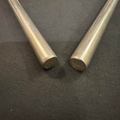 VINTAGE Unbranded 5.5" Triangle, Brushed Nickel Finish, 5/16" diameter Rod-MINT image 7