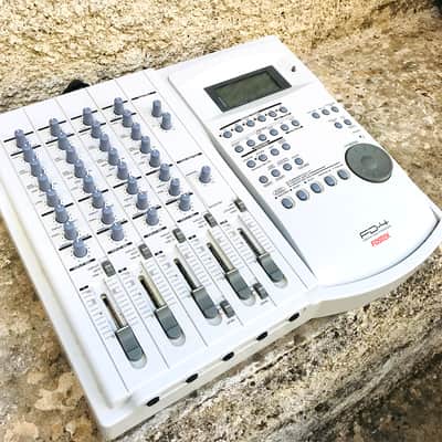 Fostex FD-4 Digital Multitracker Recorder w/ Box and Accessories