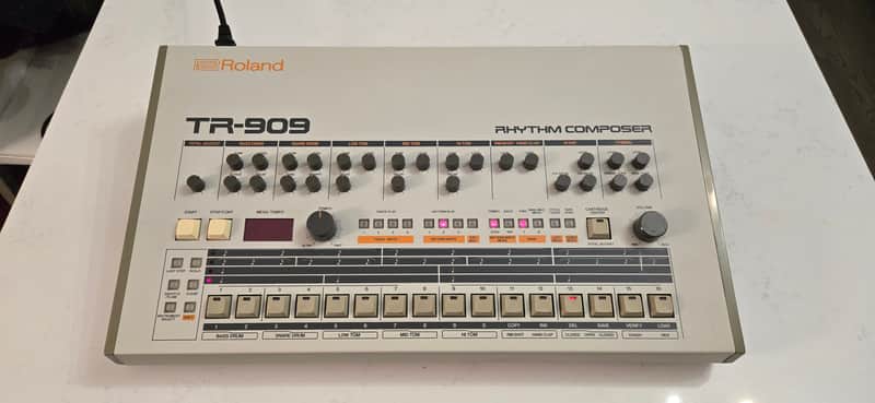 Roland TR-909 Rhythm Composer - Pro Fully Serviced [SN 415783] - Free shipping US & Canada image 1