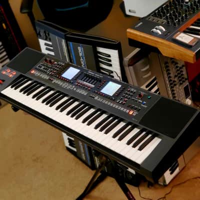 MUST SEE!!! ROLAND EA7 EXPANDABLE ORIENTAL ARRANGER WORKSTATION IN AMAZING CONDITION! image 2
