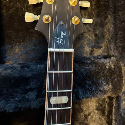 Knaggs Honga T2 2017 - satin image 9
