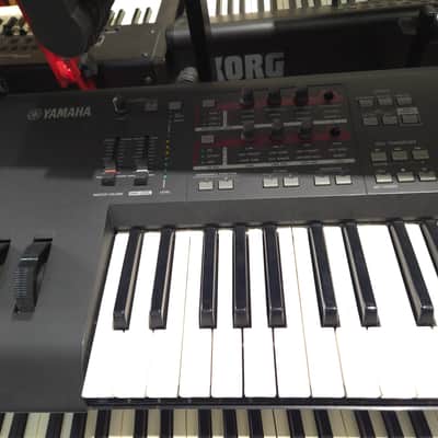Yamaha MOXF 6 Production Synthesizer 2000s - Local Pickup Only image 2