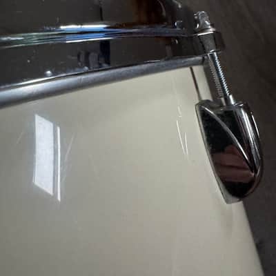 Gretsch Vintage Early 80s 13x15 (15 Diameter) Tom Floor Tom White Nitron Jasper Shell Excellent Condition image 10