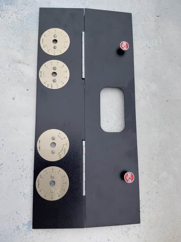 RCA BA6A original front panel 1950s - Painted black image 1