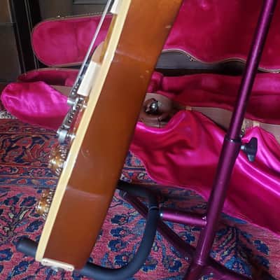 🍯 Honey Flame 2000 Gibson Les Paul Classic Plus Amber OHSC, 8.8 lbs non-chambered image 8