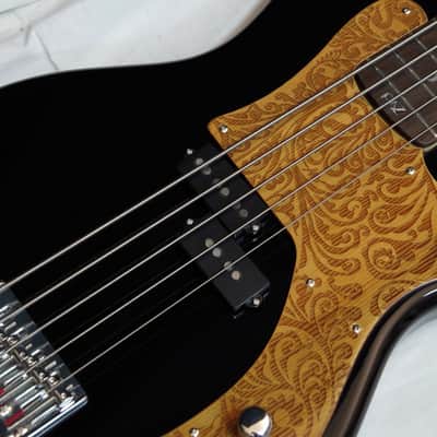 LUNA Paz 5 Paz Lenchantin Signature 5-string BASS guitar Black NEW - Henna image 3