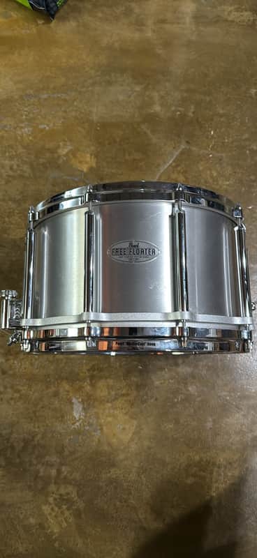 Pearl 14” x 8” Free Floater Aluminum snare drum