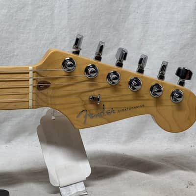Fender American Deluxe Stratocaster Guitar with Case 2002 - Chrome Red / Maple neck image 7