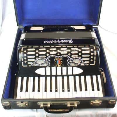 7439 - Black Guerrini Piano Accordion LMM 34 72 image 12