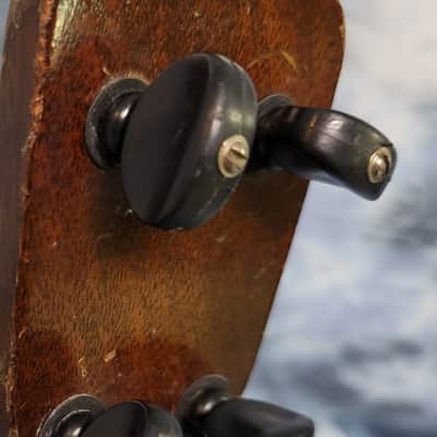 Video Demo Vintage RARE 1955 Gibson Soprano Brand Ukulele New Strings All Original Brand New Hard Shell Case image 10
