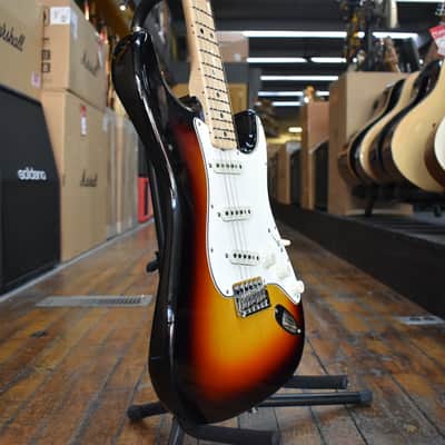 Fender Custom Shop 1968 Stratocaster DLX Closet Classic Electric Guitar 3-Color Sunburst w/Hard Case image 2