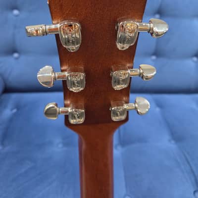 Used Godin 5th Avenue Kingpin II w/bag image 5